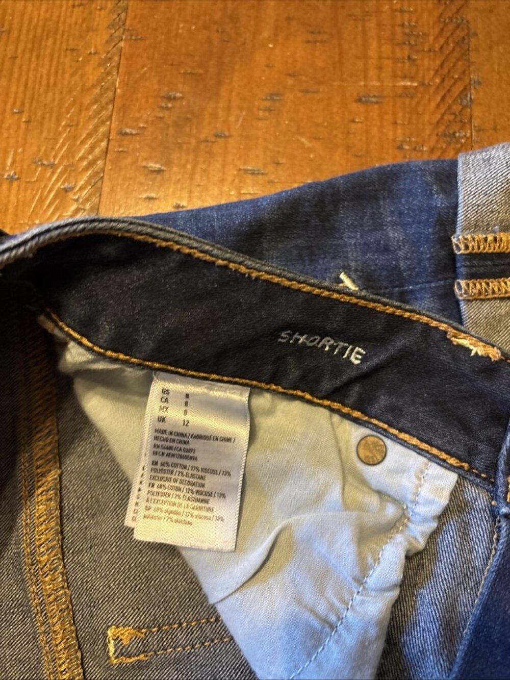 American Eagle Super Stretch Shortie Shorts Size 8 - Picture 5 of 7